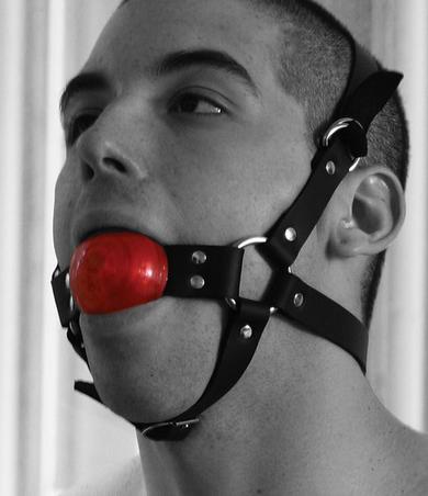 Full Head 1-1/2in Red Ball Gag - Click Image to Close